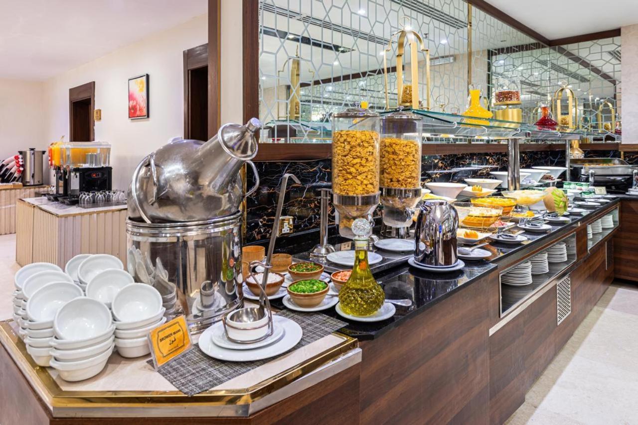 Golden Tulip Al-Zahabi Hotel Medina Exterior photo