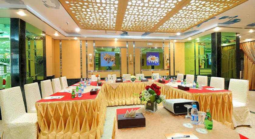 Golden Tulip Al-Zahabi Hotel Medina Exterior photo